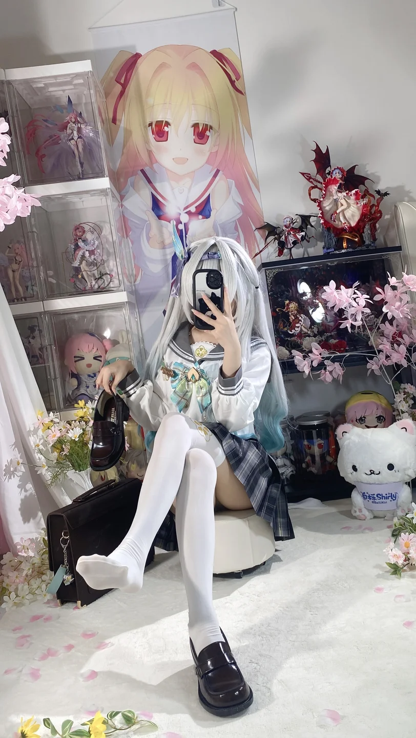 白栎Shirly - No.028 春日流萤 [130P,25V-7.23GB]01 tg@simisebaisi 【丝足阁】086.webp